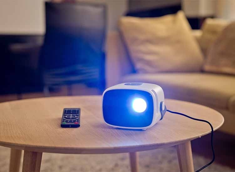 QLT - TV Projector