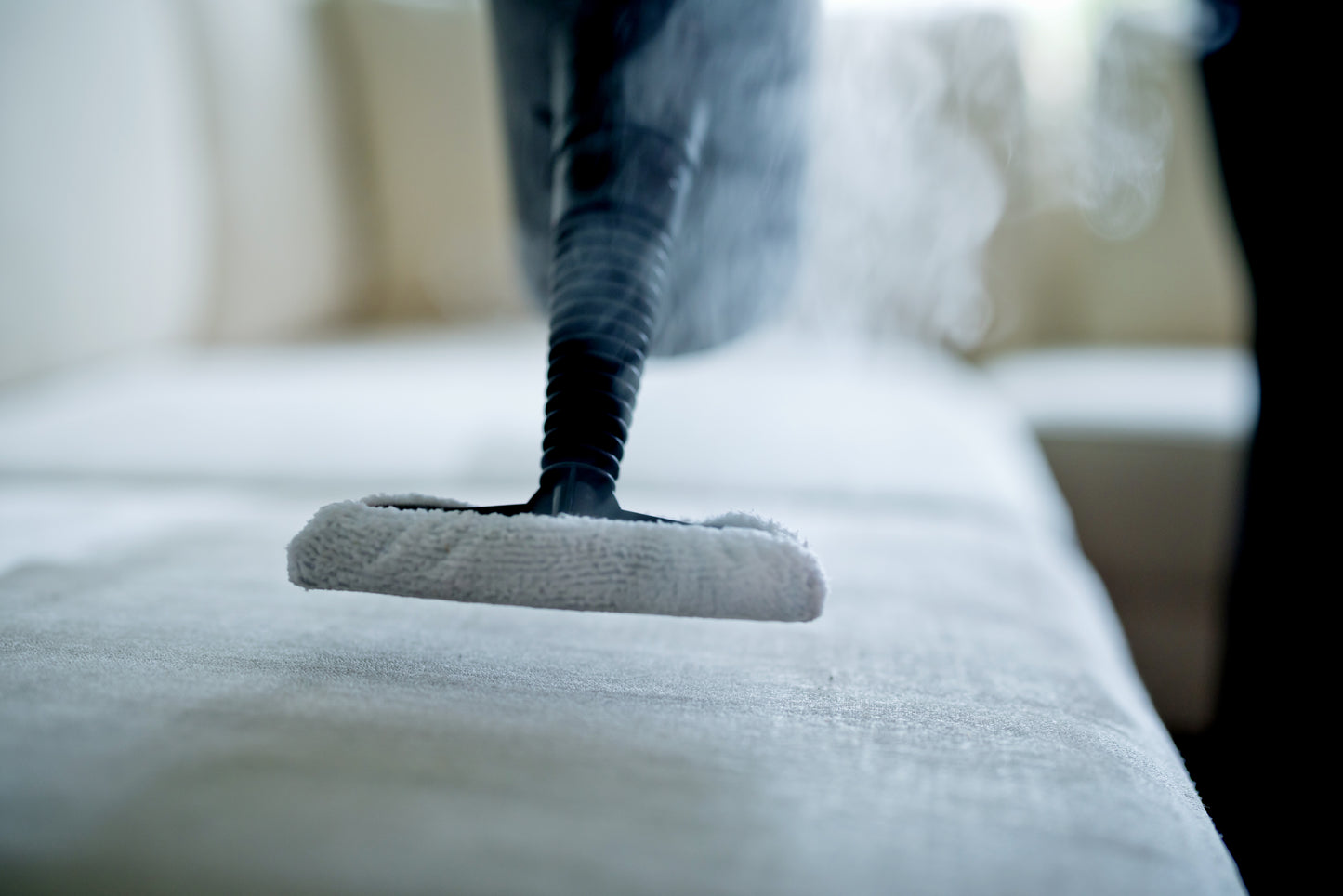 Nexxt - Cord & Cordless Steam Cleaner